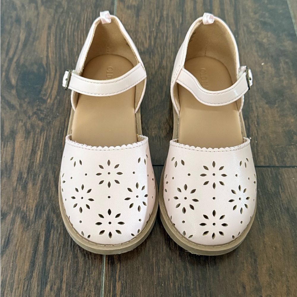 Old Navy Light Pink Kids Dress Shoes